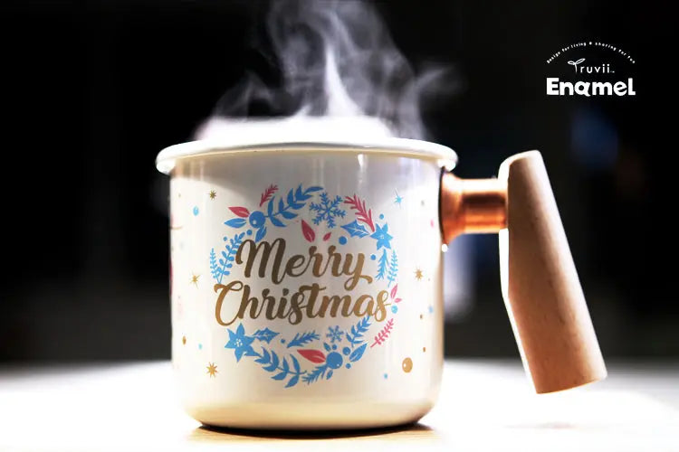Truvii Emaille Mok met houten handvat - Kerst Limited Edition